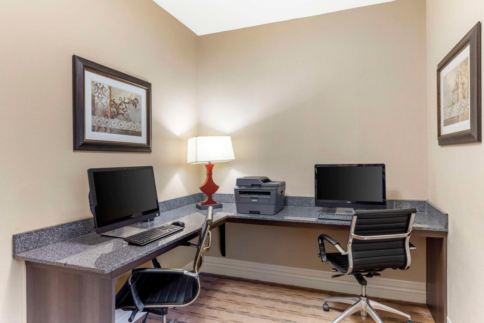 Best Western Plus Burleson Inn & Suites Dış mekan fotoğraf