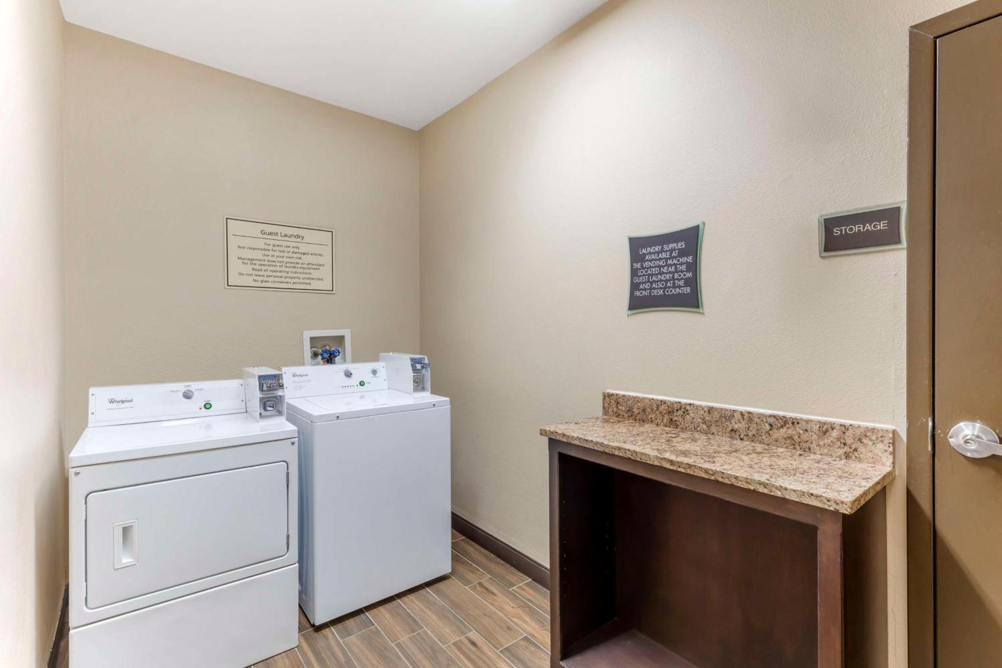 Best Western Plus Burleson Inn & Suites Dış mekan fotoğraf